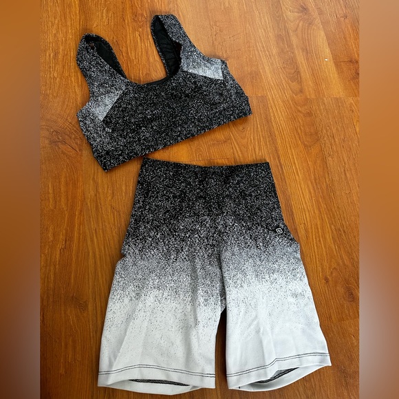 workout set - Picture 1 of 2